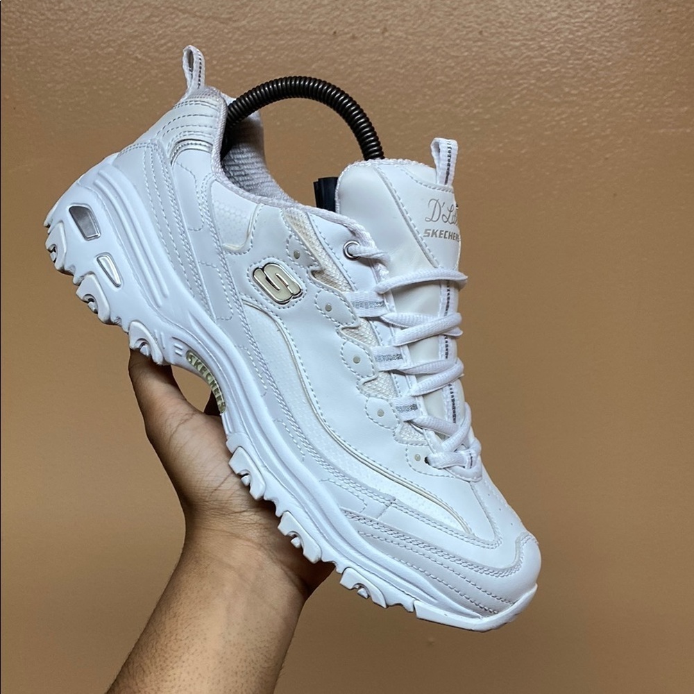 Skechers D’Lites White Cream Silver Sneakers - Picture 6 of 16